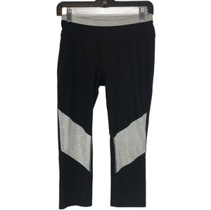 5/$25 Layer8 Black/Grey Qwick-Dry Mesh Detail Crop Legging Size S